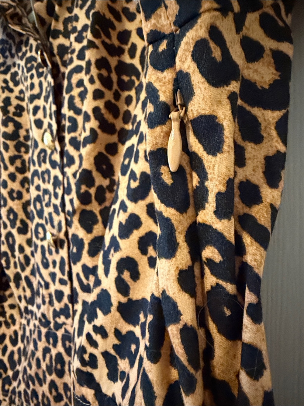Talbots Leopard Print Short Sleeve Dress in Tan and Black - Picture 5 of 9
